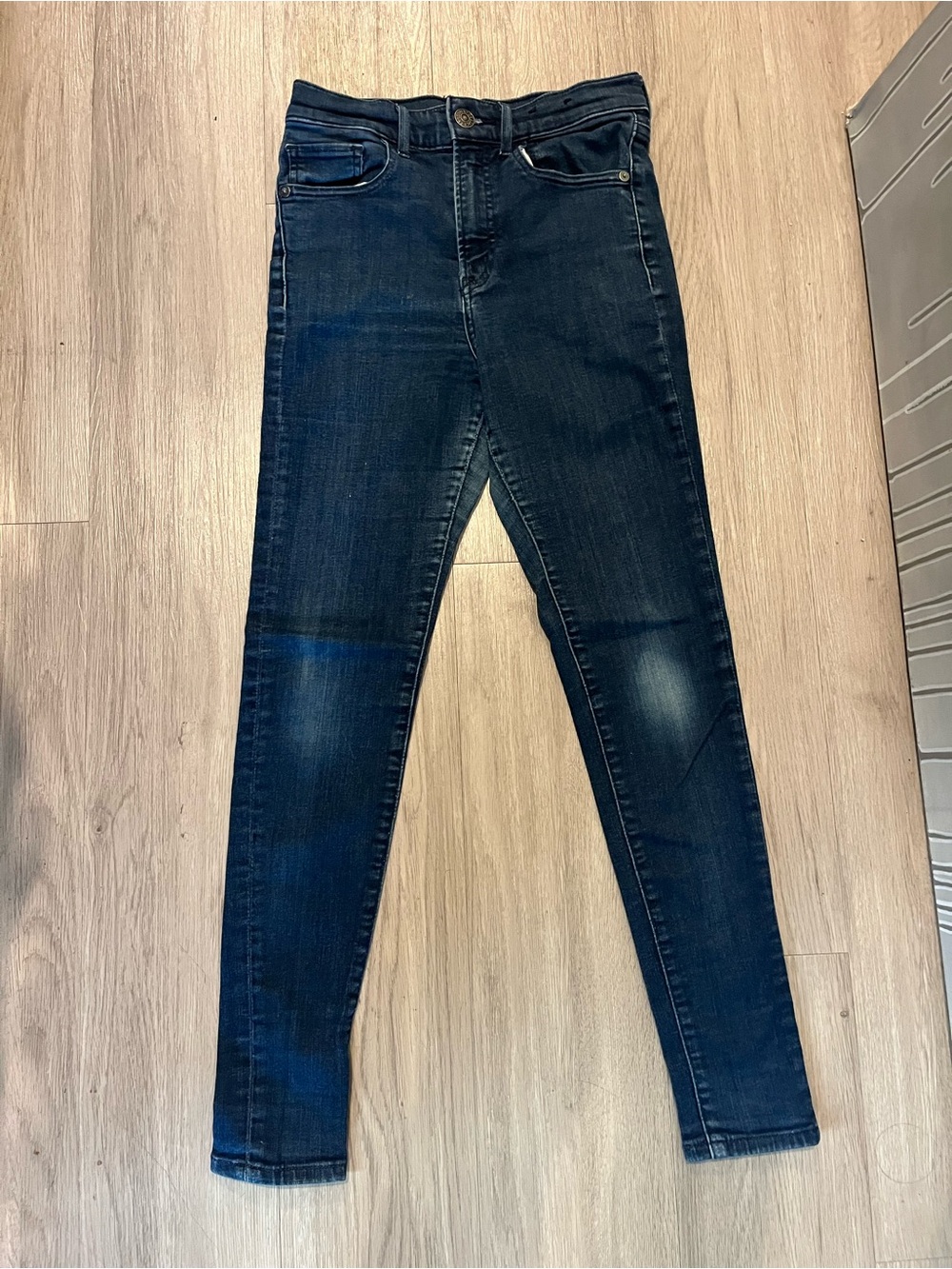 Express Women's Dark Wash Skinny Jeans